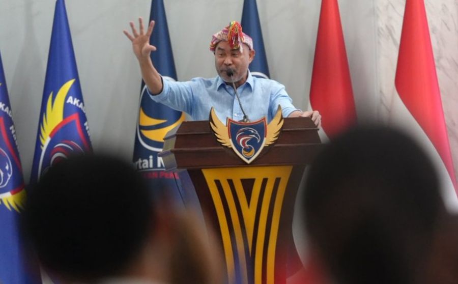 Viktor Laiskodat Ajak Pemuda NTT Fokus Membangun melalui Kerja Nyata